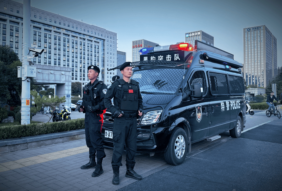 织牢"平安网"!济南公安特巡警支队常态化一级巡防