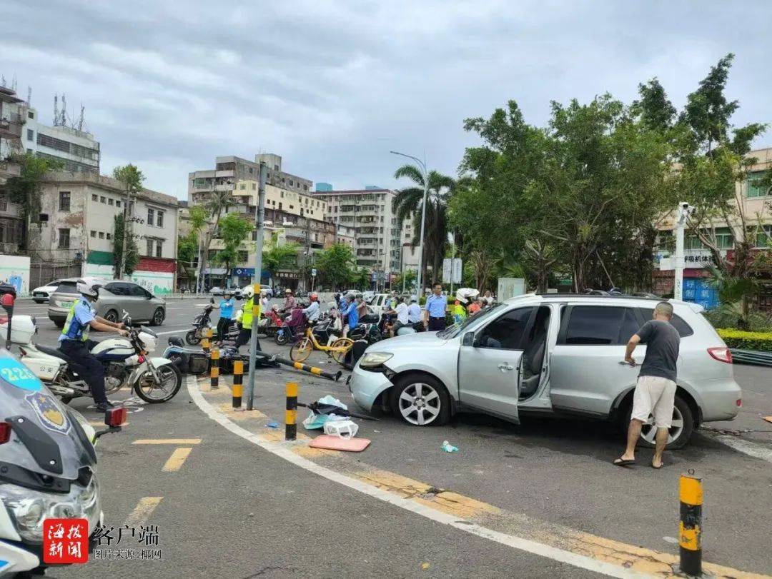 当日9时25分许,当事人王某能驾驶琼a0ab**小型轿车沿滨海大道西往东