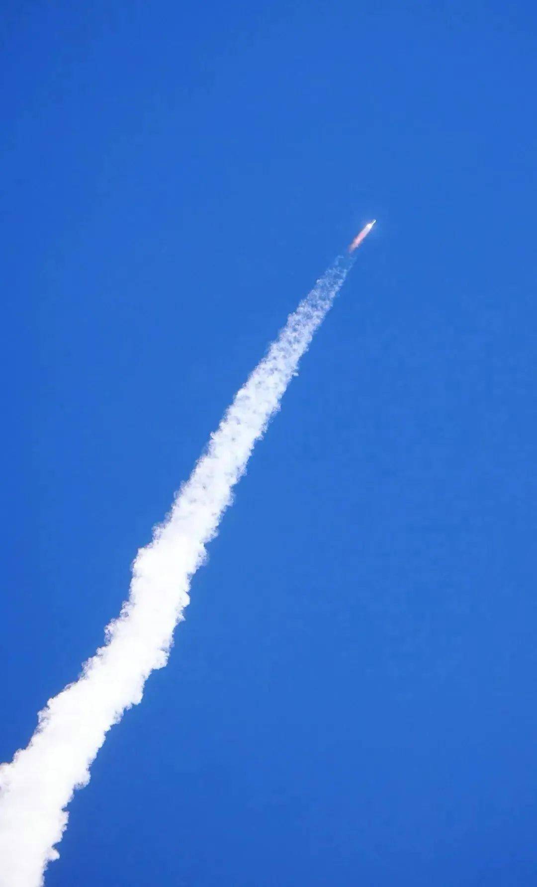 祝贺我国在酒泉卫星发射中心成功发射高分十二号05星