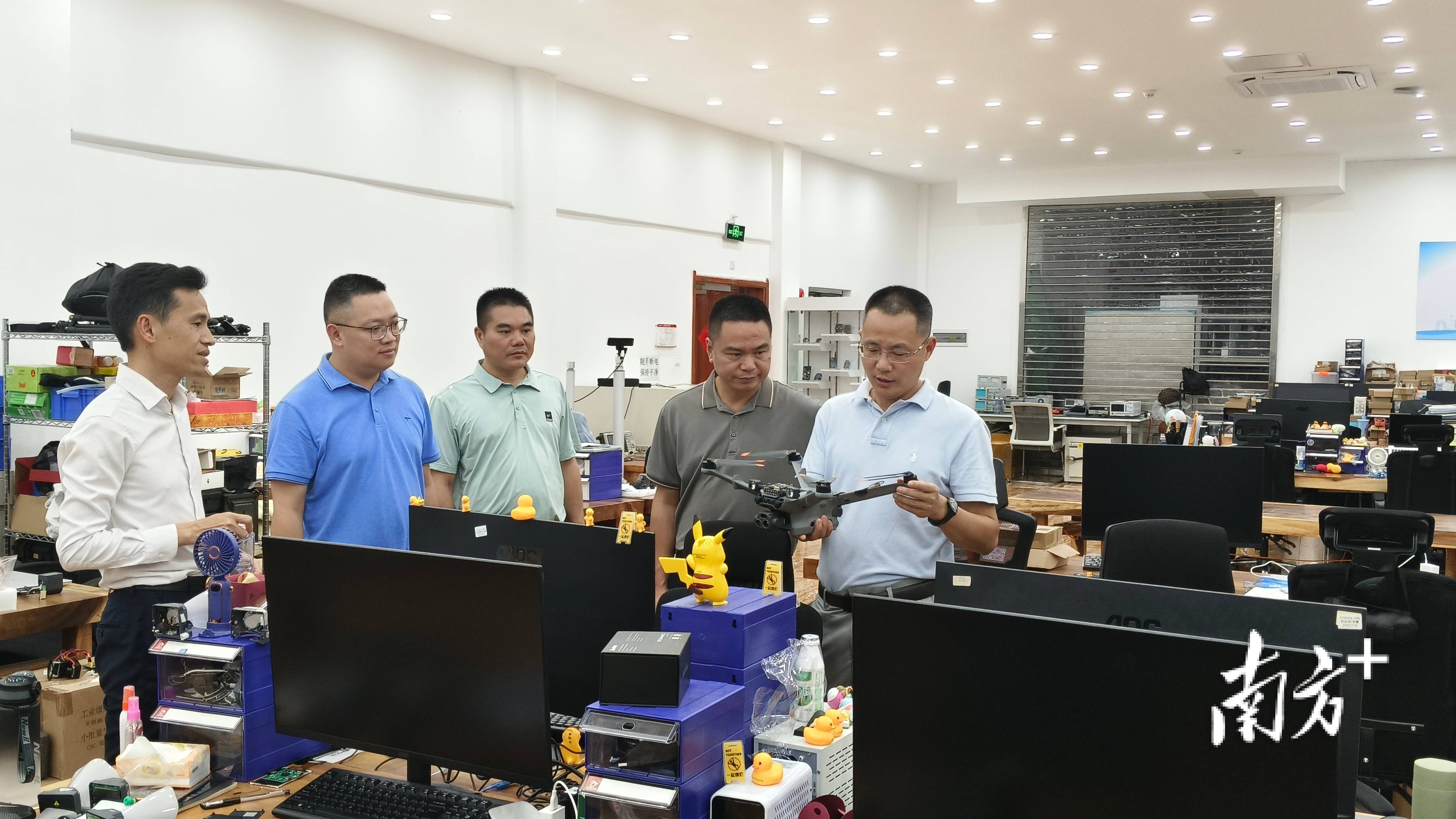 兴宁市领导拜访广东省医疗器械质量监督检验所 兴宁市领导拜访广东省医疗器械质量监督检验所