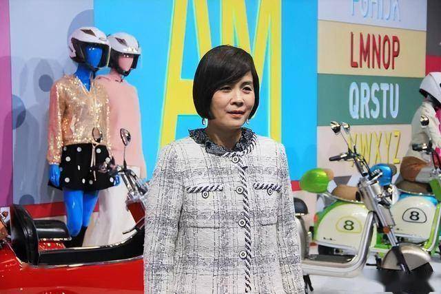 爱玛董事长张剑被立案调查,女儿张格格身份曝光,他的人生太疯狂