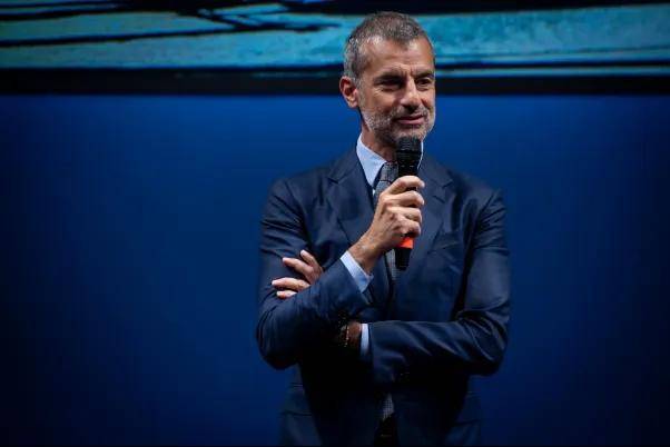 倍耐力为这七家供应商颁奖_轮胎_普罗维拉_马可