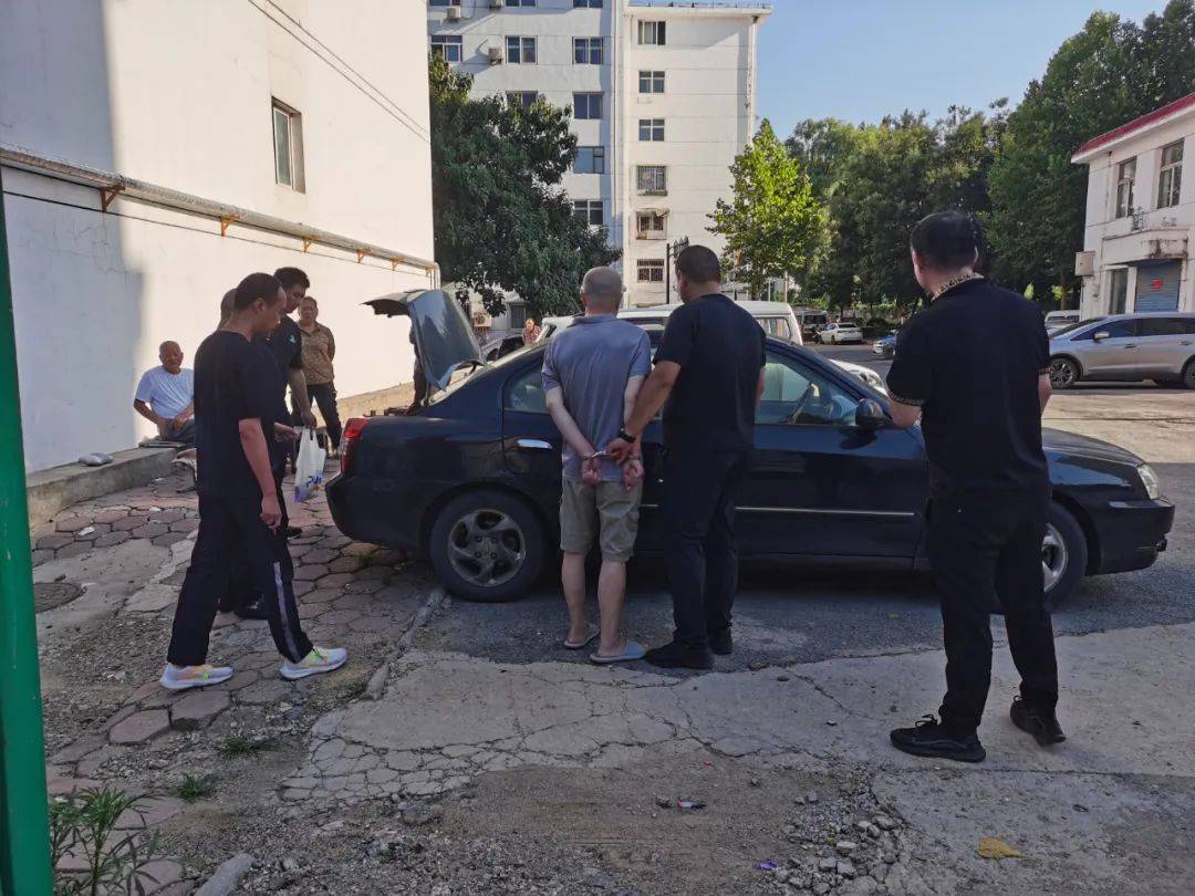 阳泉东,平定岔口高速口和盂县等地的系列盗窃货车内财物案件及公交车