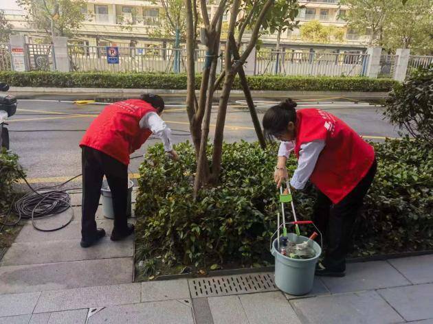 清"死角"·扫"盲区",从细节入手让小区更整洁