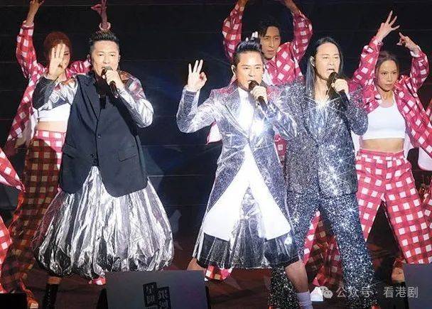 "草蜢"蔡一杰开脑切瘤:会继续唱歌跳舞!