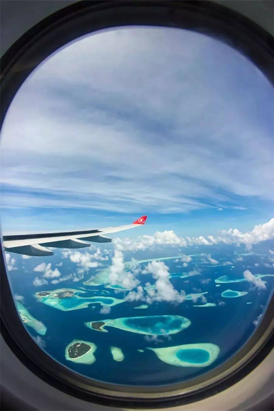 飞机上拍的风景图片