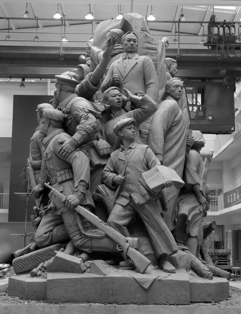 全世界在看着我们丨"信仰"屹立中央美院 "雕塑大系"明日开展