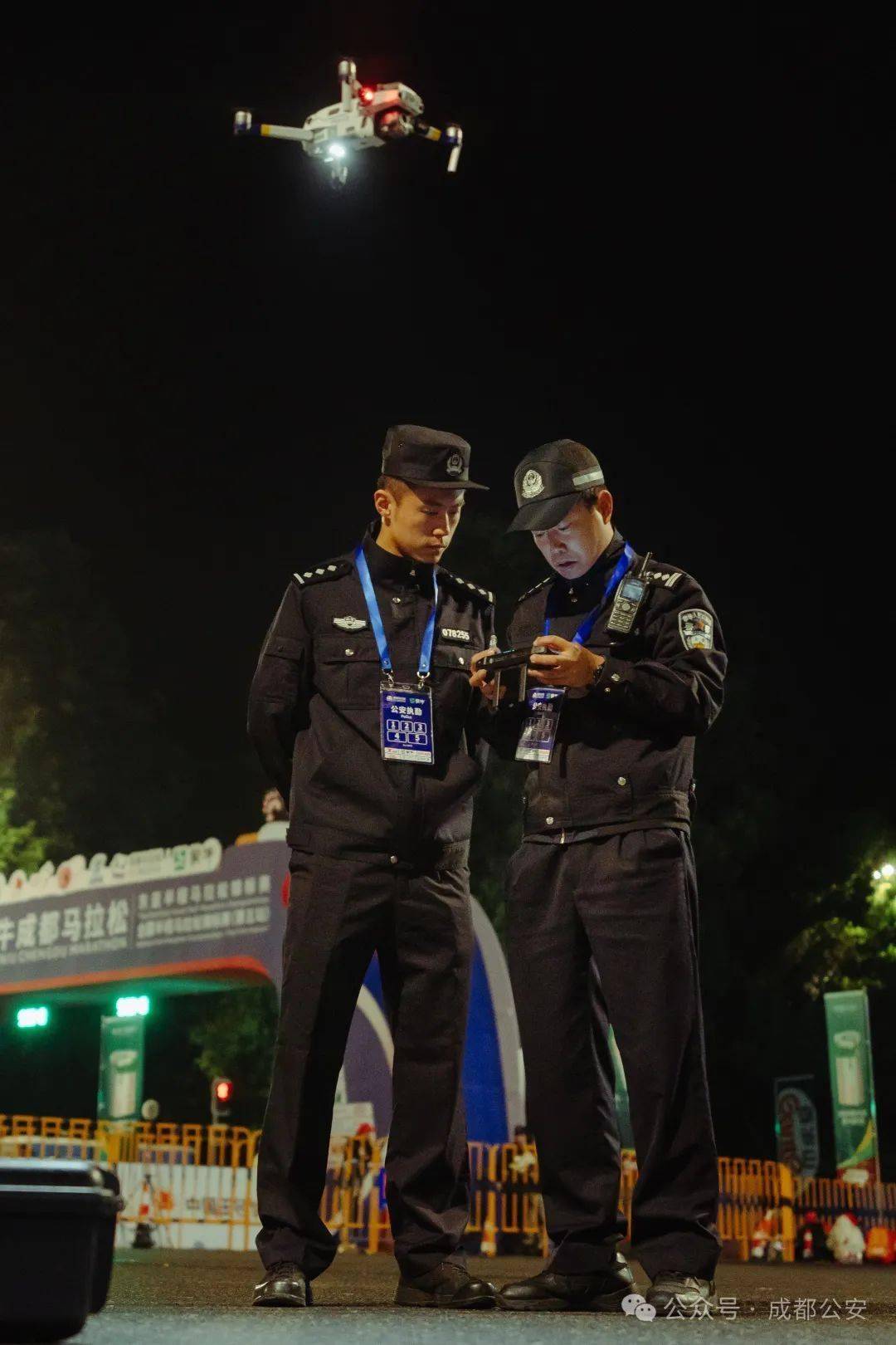 成都公安全力护航2024成都马拉松金标赛事安全