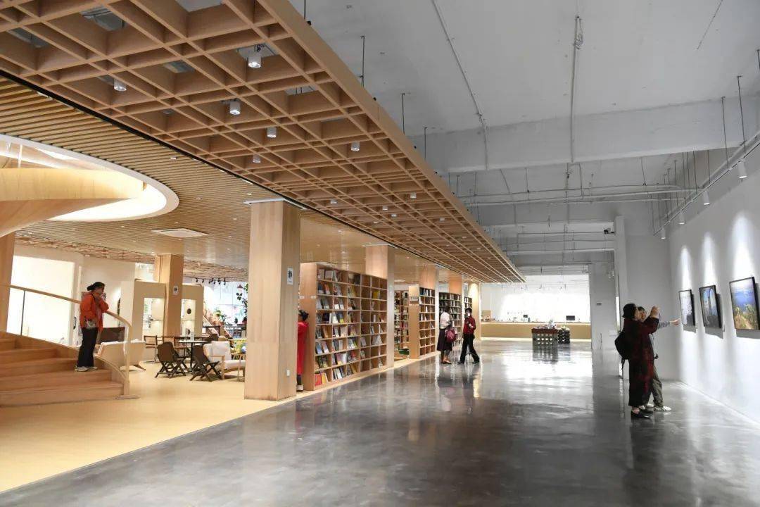 "家门口"的春城会客厅,藏在昆明文庙