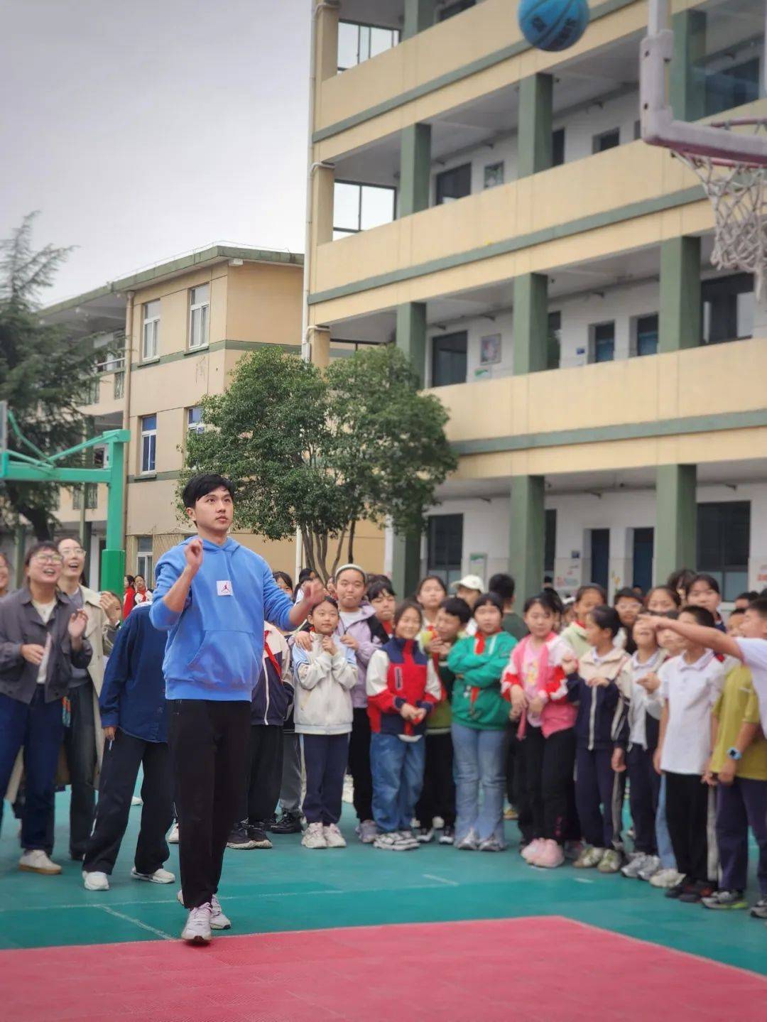 健康促进行动(54)丨扬奥运精神 做追梦少年——柯城区大成小学花园