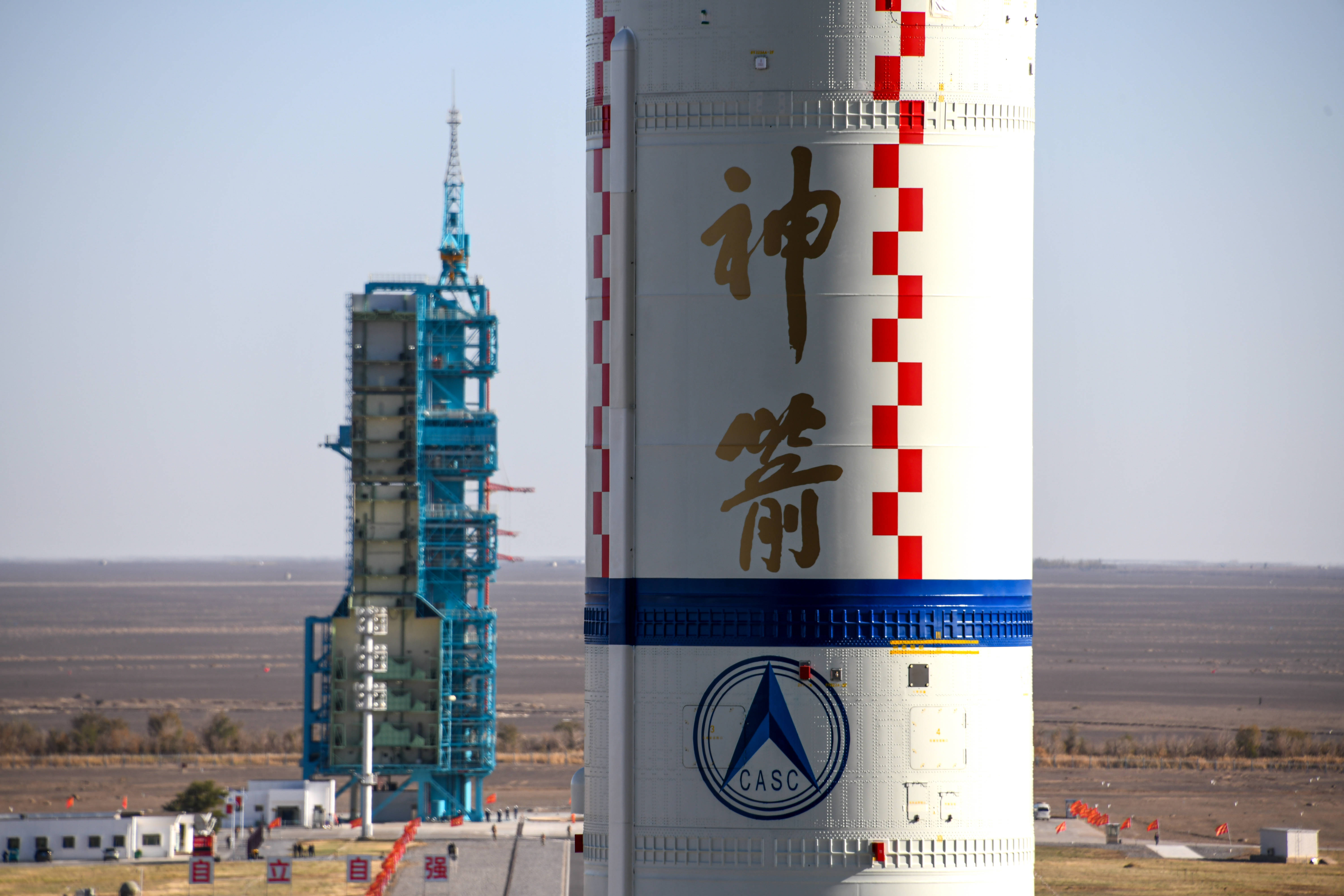 神舟十九号成功发射!2024年载人任务圆满收官_空间站_飞船_应用