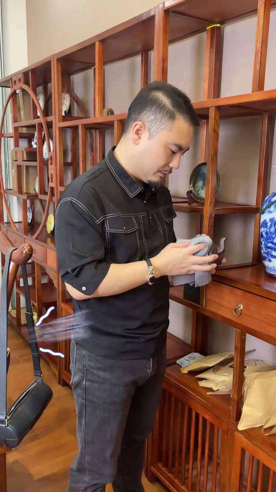 理性的象征不动明王不惧万难勇往直前哈轩文化翡翠翡翠雕刻