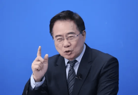 刘德华在台唱《中国人》被攻击,有人指出一个事实… 刘德华在台唱《中国人》被攻击,有人指出一个事实…