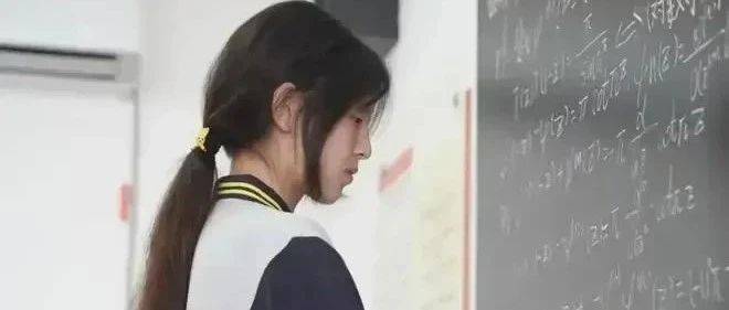 “天才少女”姜萍确认作弊！戏耍了全国人民的不止她和老师王闰秋_竞赛_数学_成绩