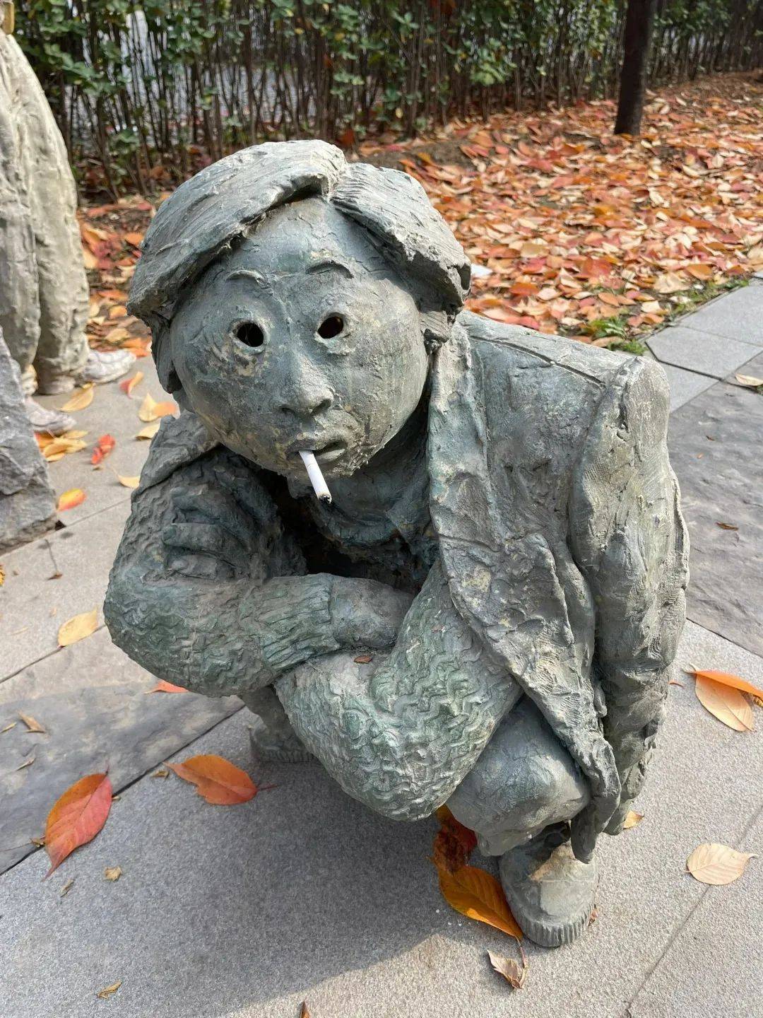 央美雕塑系90周年展火了,网友:好怪好喜欢!