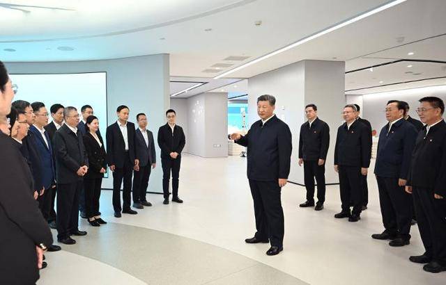 “努力创造经得起历史、实践和人民检验的业绩”——习近平总书记在湖北考察纪实 “努力创造经得起历史、实践和人民检验的业绩”——习近平总书记在湖北考察纪实