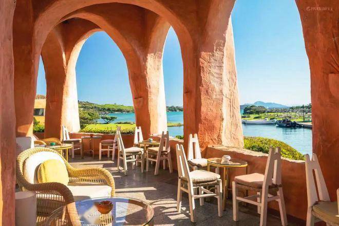 图片[4]-中产和老钱的距离，隔着一个翡翠海岸 -华闻时空