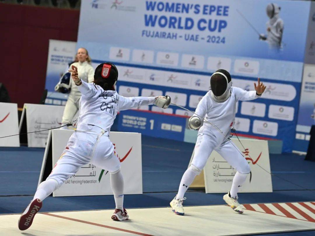 世界杯首站团体赛:匈牙利男重女佩夺冠 韩国男佩爱沙尼亚女重摘金 我