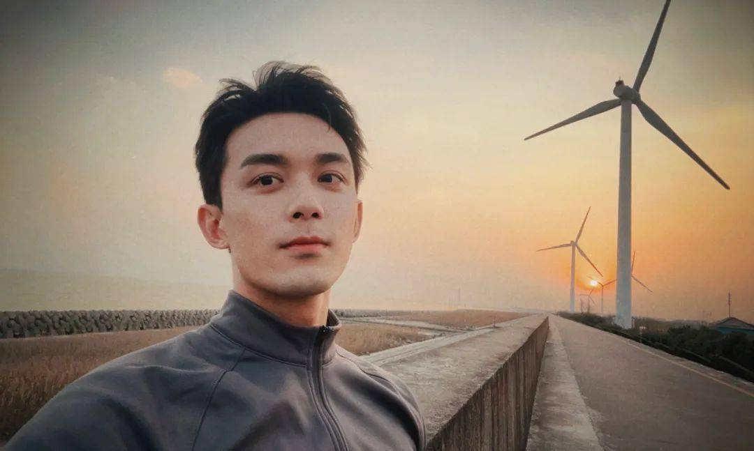 知名男演员吴磊,突发意外受伤!