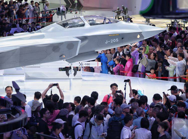 第十五届中国航展闭幕，签约金额超2800亿人民币