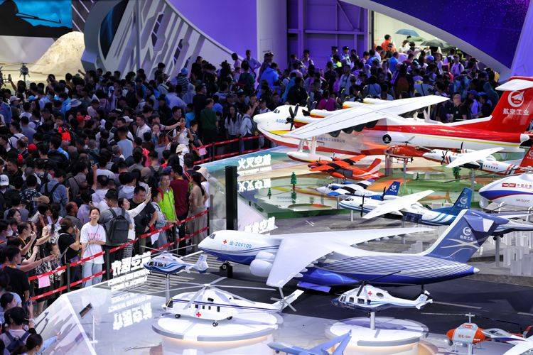 第十五届中国航展闭幕，签约金额超2800亿人民币