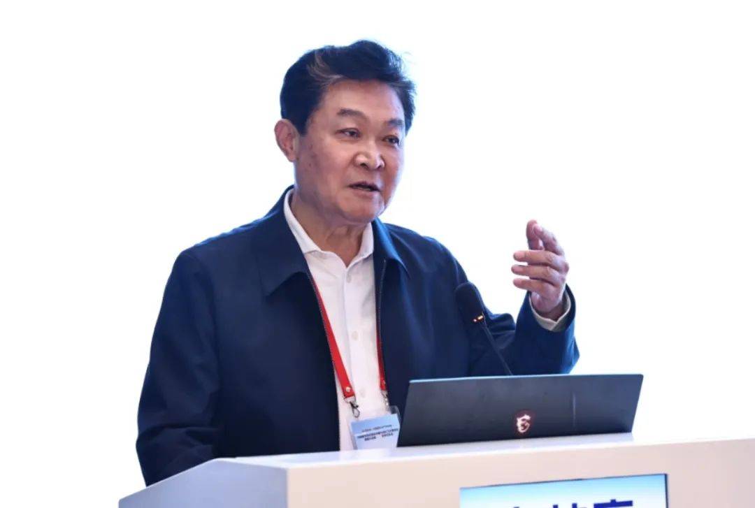 中国医院协会医院评审与评价工作委员会第二届委员会换届,华飞当选副