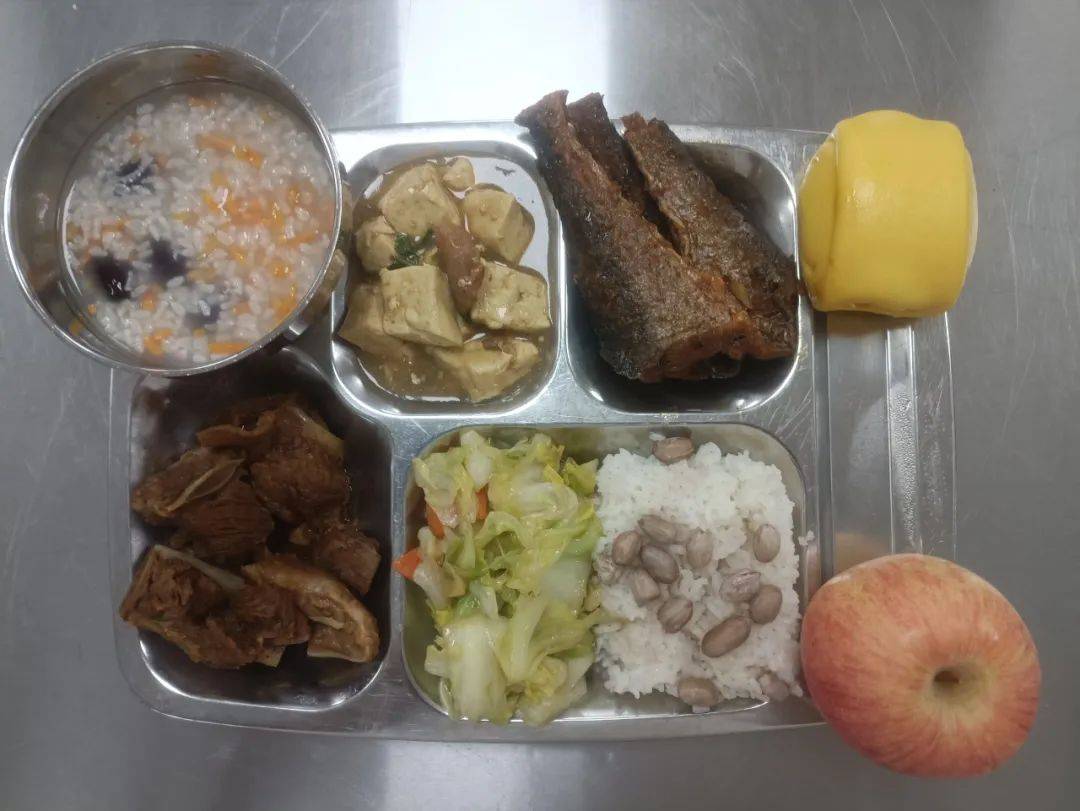 【每周菜谱】青岛市崂山区育才学校午餐食谱 (11.25--11.29)