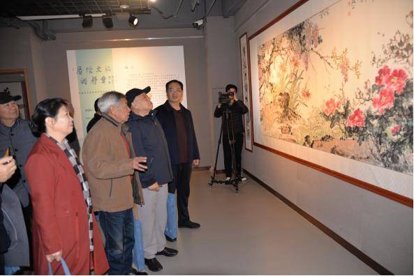 谱华章"河南省文史研究馆书画作品巡展(开封站)启幕_文化_传统_中华