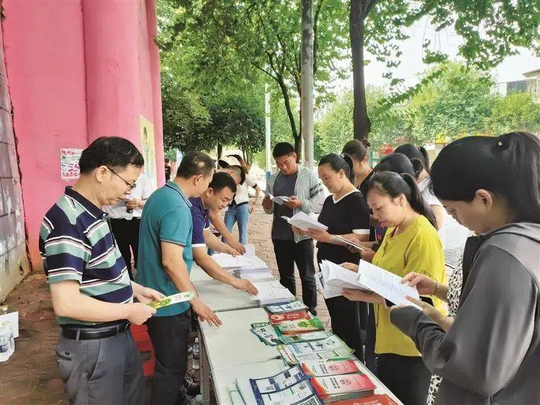 弘扬宪法精神 彰显人大担当——在第十一个国家宪法日到来之际看人民代表大会制度建立70年来的柳州实践 弘扬宪法精神 彰显人大担当——在第十一个国家宪法日到来之际看人民代表大会制度建立70年来的柳州实践