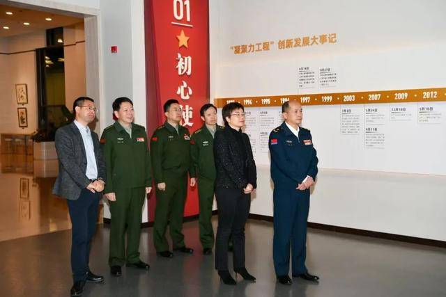 他指出,长宁区人武部今年被军委国防动员部评为"安全稳定工作先进单位