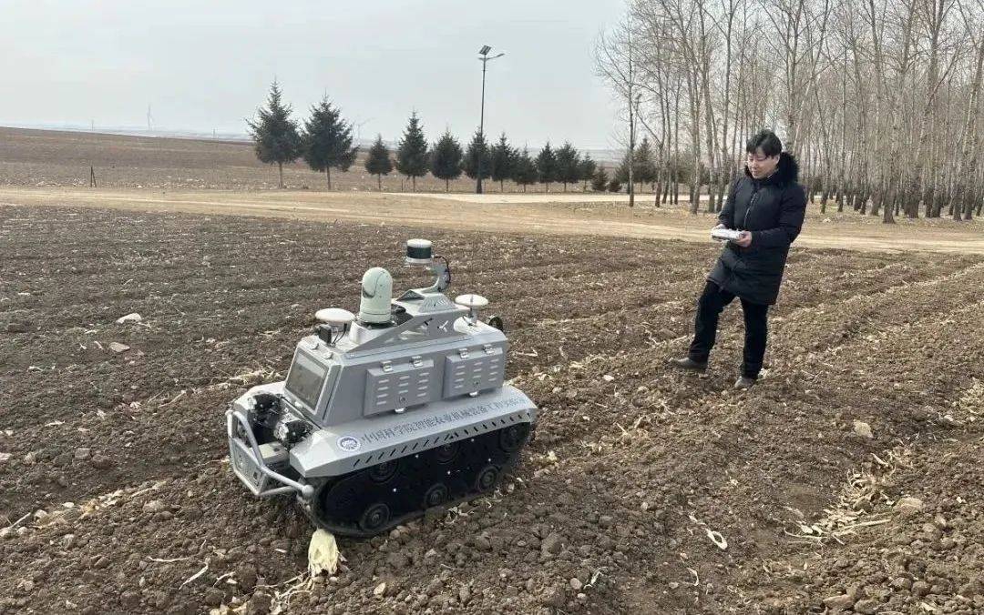 作业_呼伦贝尔_机器人