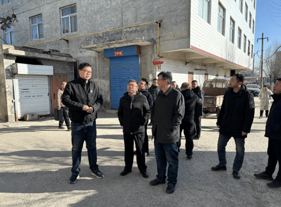 万柏林区副区长常世俊督导调研生态环境保护工作