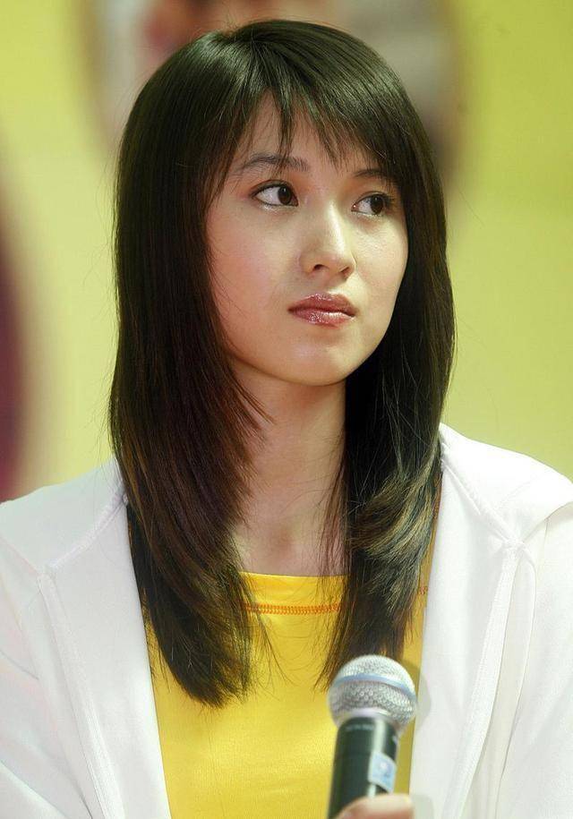 顶替杨紫出演《家有儿女》,在地下室被人暴揍,如今宁丹琳哪去了
