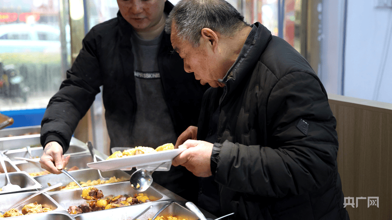 长者食堂吃出幸福滋味