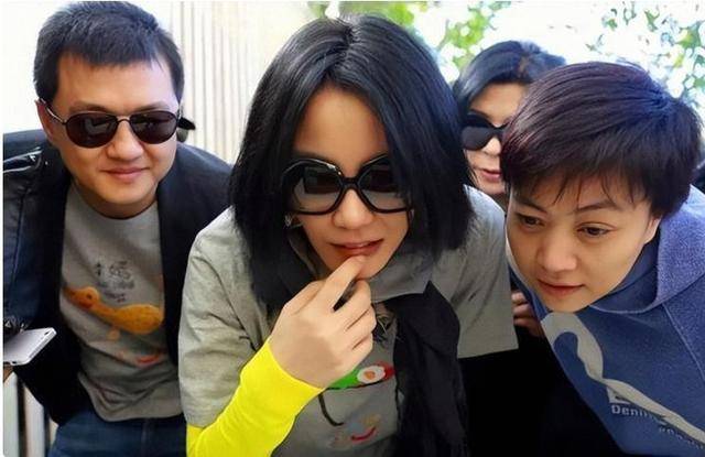 1亿做酒、5亿做茶、8亿做电车，“投资天才”李亚鹏在坚持什么？