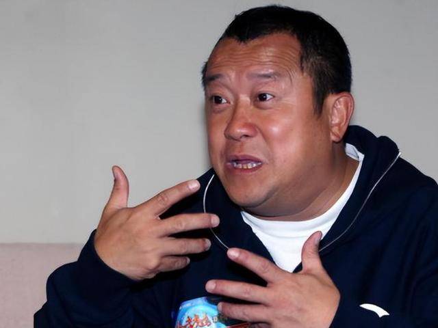 澳门这一夜，撕碎了曾志伟的“体面”，李雪健的话终于有人信了