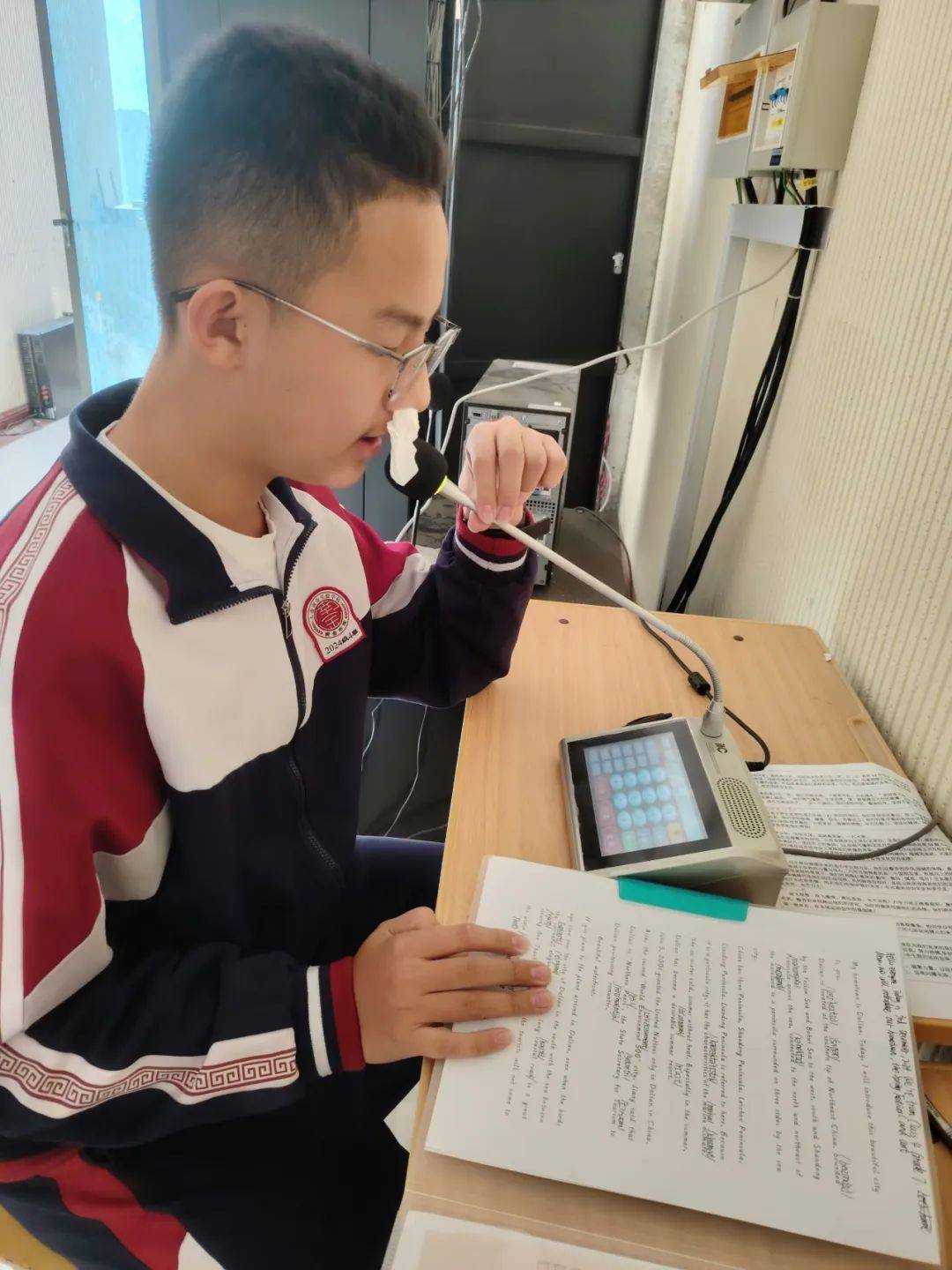 校园广播站新闻(校园广播站新闻栏目介绍)
