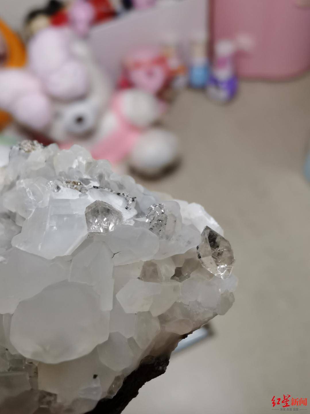成都周边挖到“水晶”？专家：多为方解石，采挖有安全风险