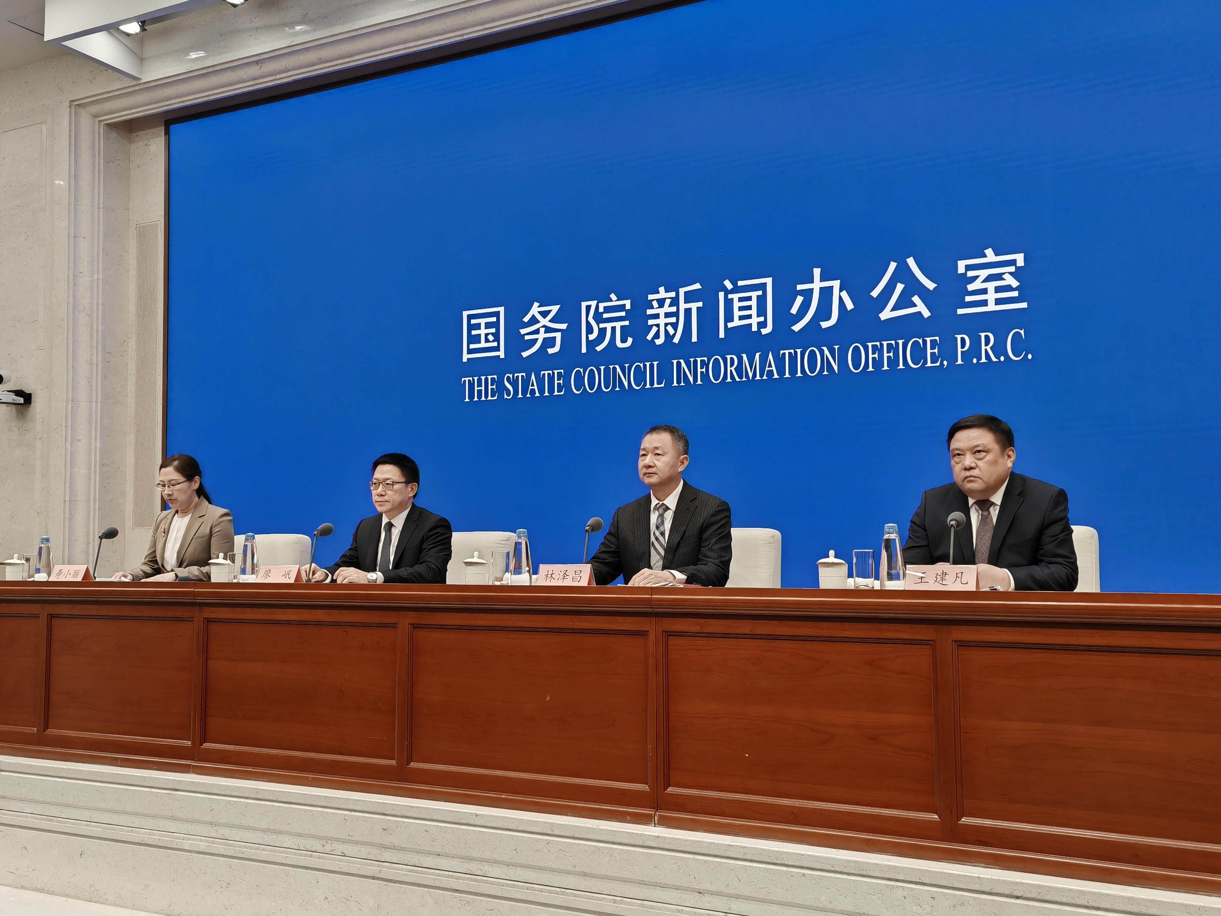 2025年经济会回暖吗(全民负债还不起国家怎么解决)