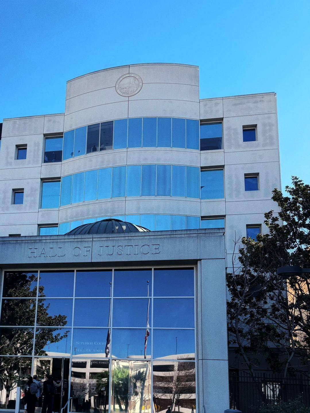 谷歌华裔工程师杀妻案再开庭，法庭默认其不认罪 律师：医疗材料有很多，还没看完