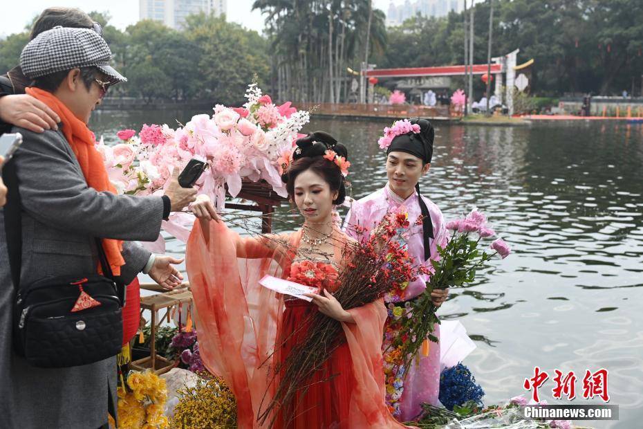 2果博平台025广州水上花市启动 重现昔日水上花墟盛景(图10)