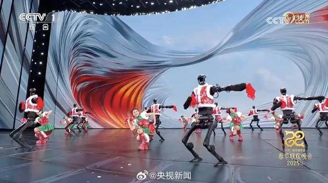 今年,尼格买提成功了!这次,又被王菲治愈了…… 今年,尼格买提成功了!这次,又被王菲治愈了……