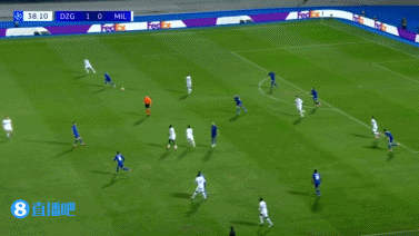 半场-米兰暂0-1萨格勒布迪纳摩 加比亚后场送礼穆萨染红