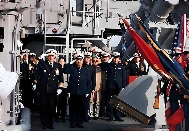 从美国海军访华看外交礼仪中的国家尊严：刘华清将军的强硬态度 刘华清将军的坚守：美国海军访华背后的礼仪之争