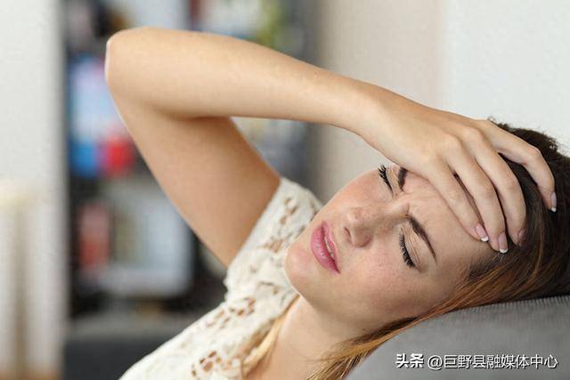 气血不足也会引发头痛！调整作息、药食双补，气血亏虚补回来