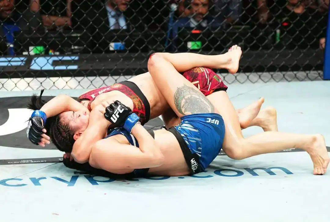 张伟丽强势登顶MMA媒体P4P榜首，UFC排名悬念引发热议