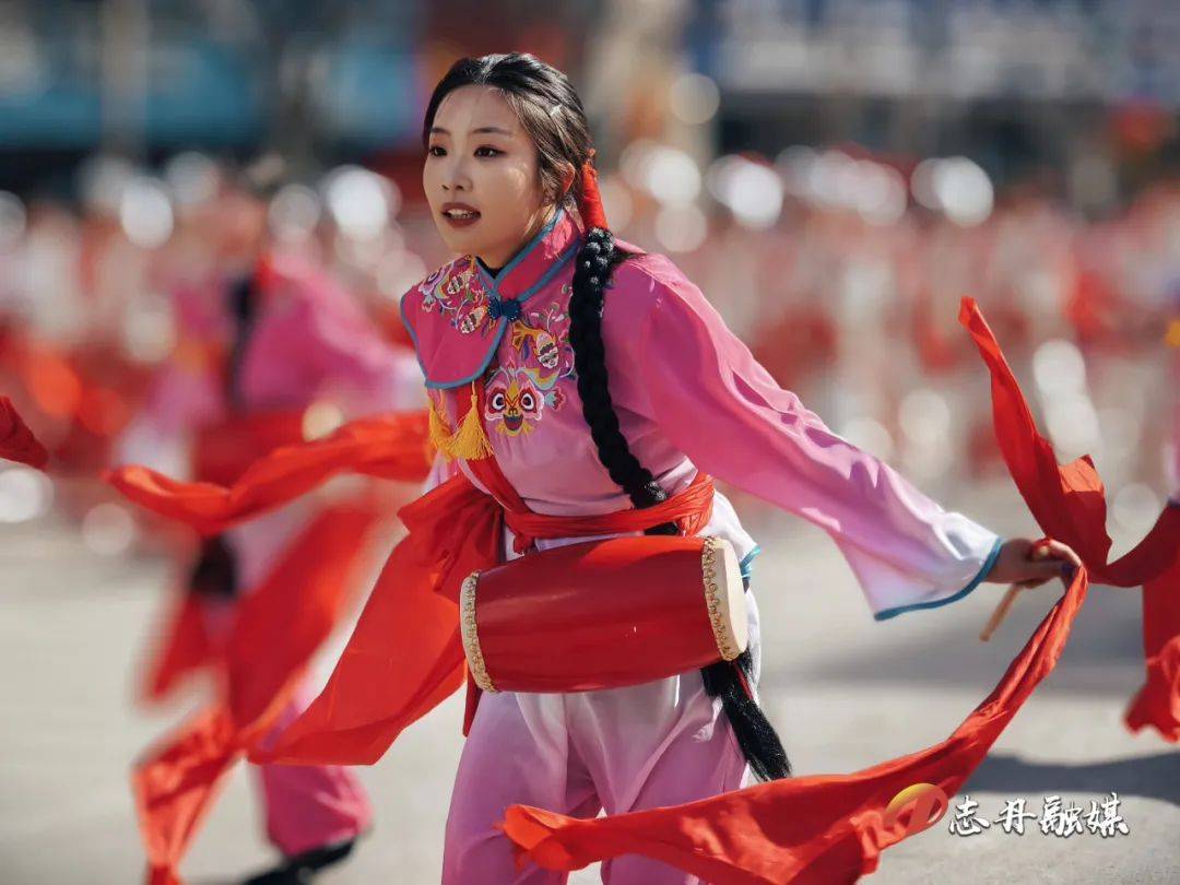 志丹秧歌火力全开, 这些照片记录超燃瞬间!