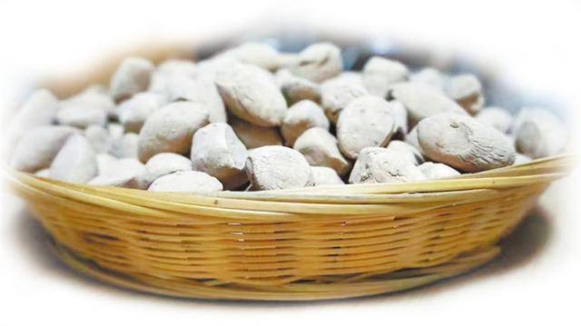 济源土炒馍。受访者供图许昌食材荟萃杂炣香说起许昌禹州市的美食小吃,