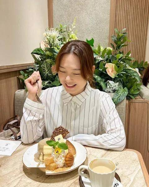 前TVB女星欧倩怡疑食物中毒，独自应对病情且曾遭前夫冷待
