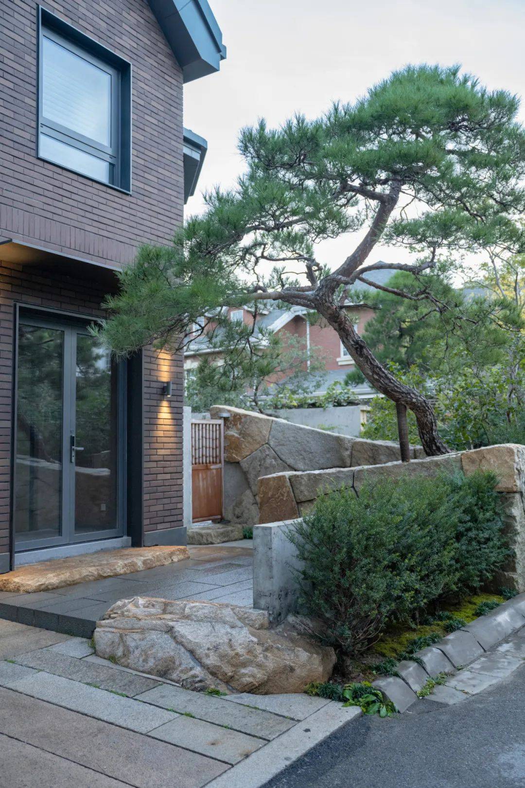 60后夫妻京郊造园,断舍离,他们对"第二人生"的理解,比90后还前卫